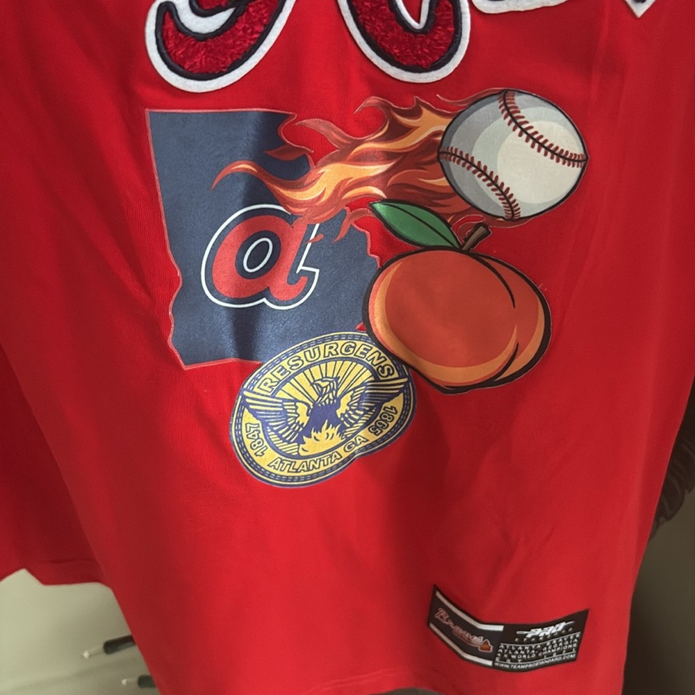 Fanatics Red Braves Short Sleeve Tee Unisex - Picture 4 of 5